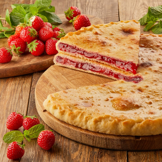 С клубникой