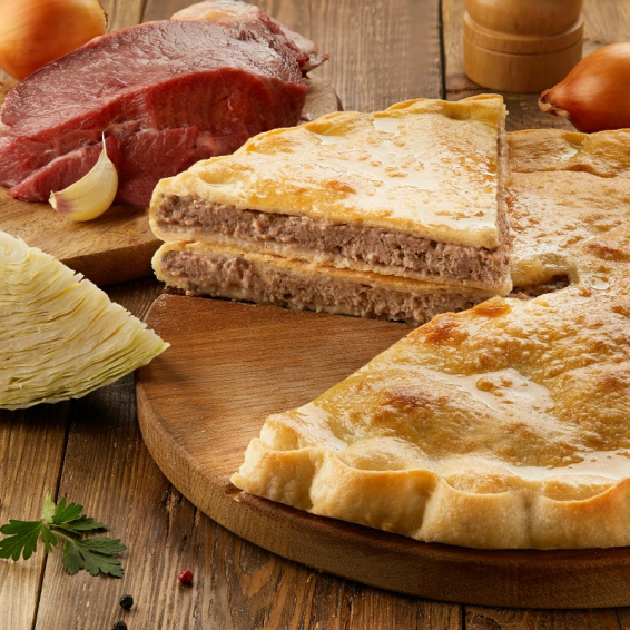 С мясом и капустой